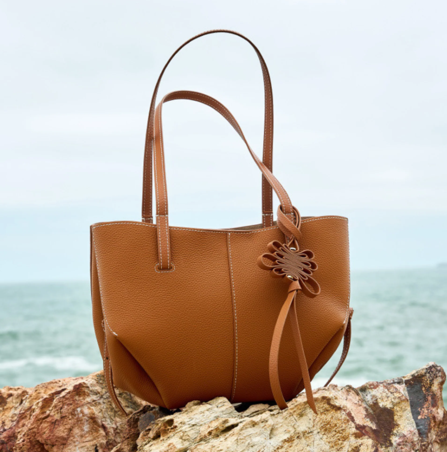 Warm Ginger Brown Pleated Shoulder Tote Bag, Dual Long Slim Leather Shoulder Straps Chinese Knot Leather Pendant Magnetic Snap Bucket Shopper Purse, Medium Capacity Soft Foldable Handbag Matching Gentle Blouse & Daily Office Outfits